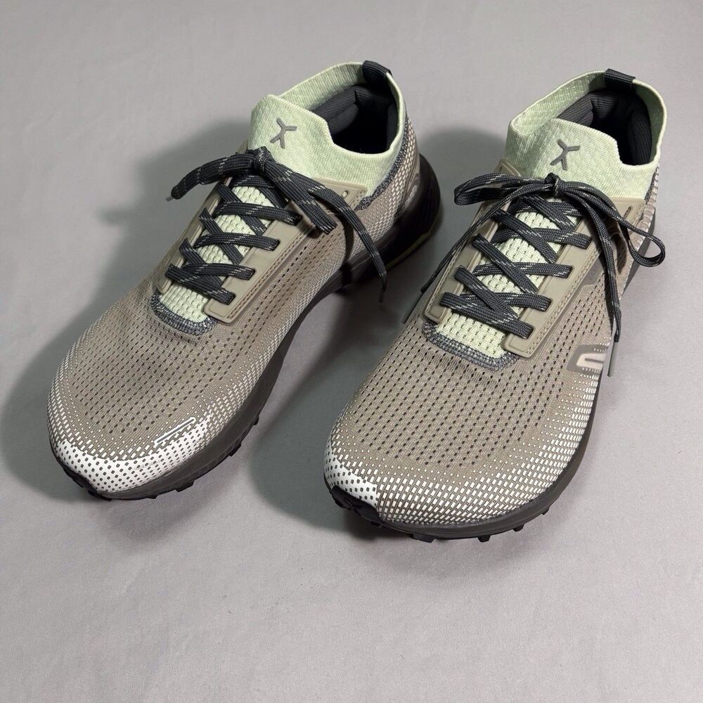 Flux Adapt Trail Runner Gray Mens 8.5 Womens 10 Athletic Knit All Terrain Shoes